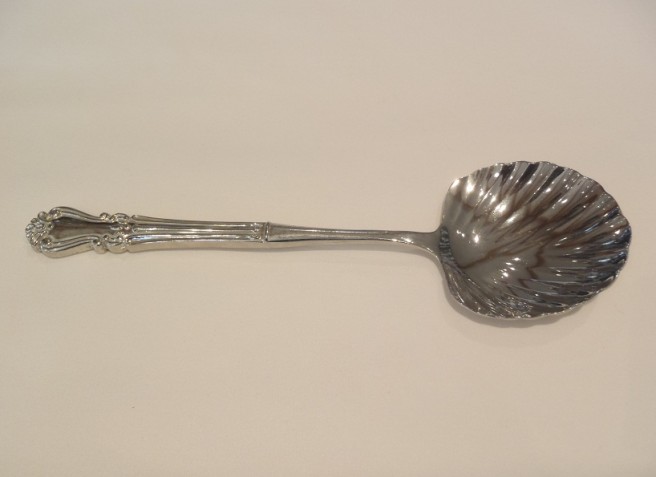 Serving Shell Rent a silver serving shell for your party at All Seasons Rent All
